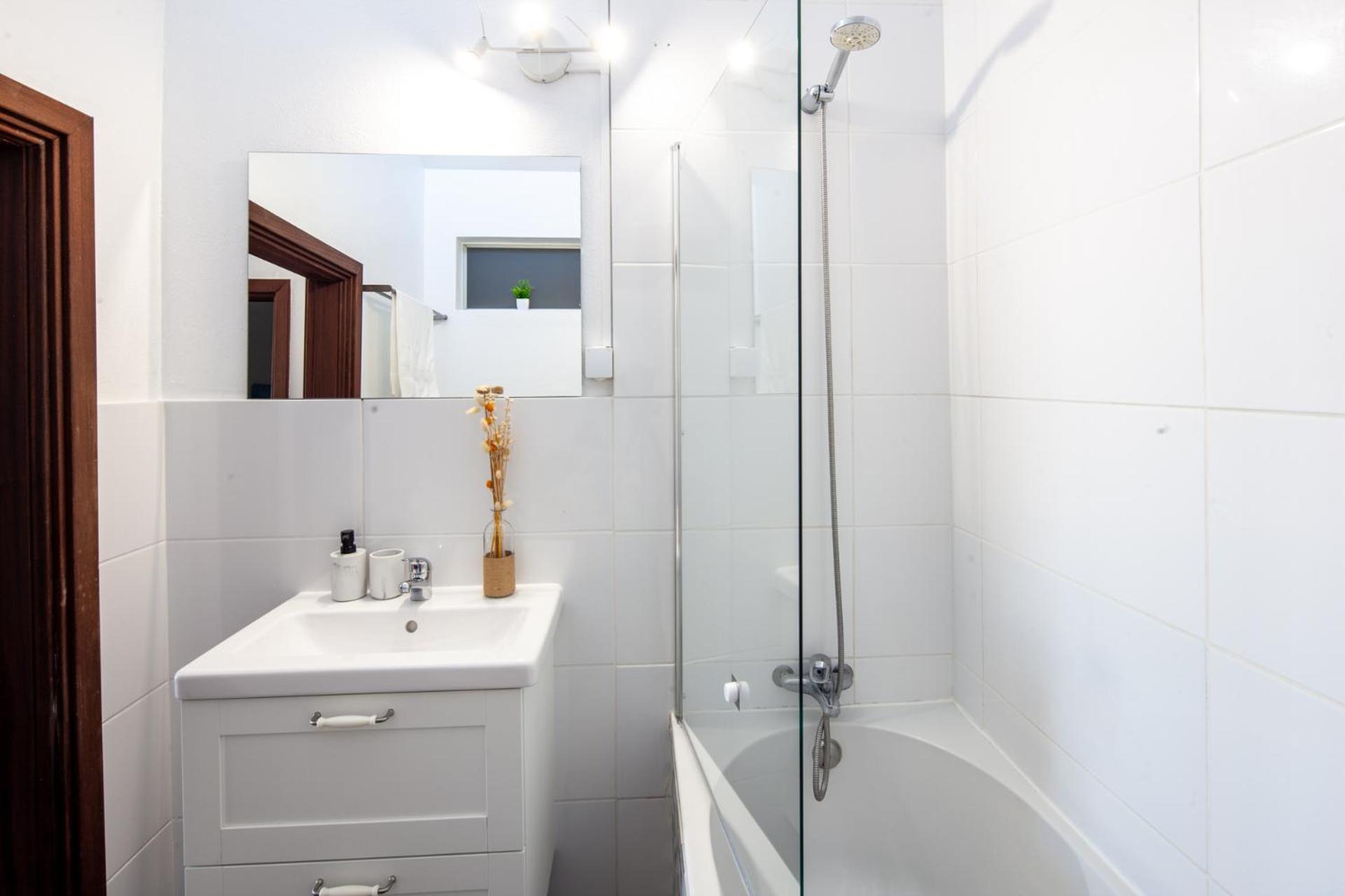 Silvercoast Apartments - Swimming Pool & Jacuzzi 阿通奎亚·达·巴利亚 外观 照片