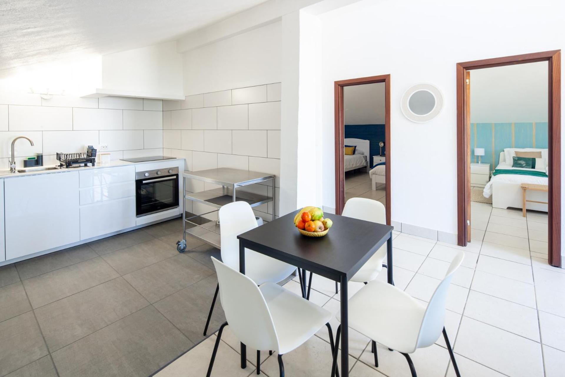 Silvercoast Apartments - Swimming Pool & Jacuzzi 阿通奎亚·达·巴利亚 外观 照片