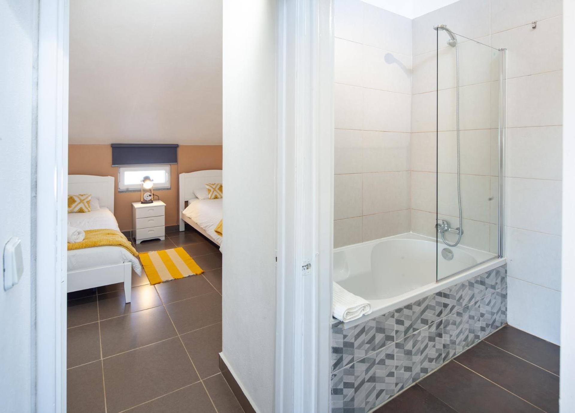 Silvercoast Apartments - Swimming Pool & Jacuzzi 阿通奎亚·达·巴利亚 外观 照片